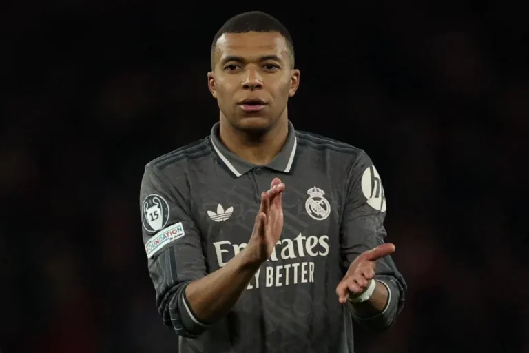AFP__20250408__39LG4YB__v1__Preview__FblEngC1ArsenalRealMadrid-1024x683