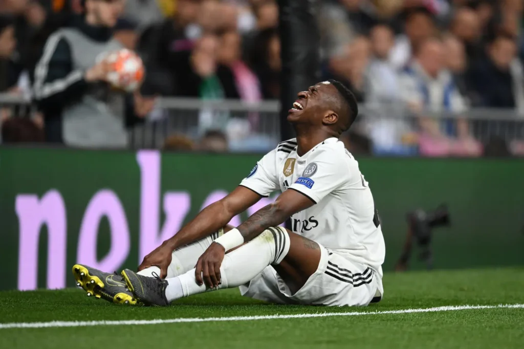 Vinicius-injured-scaled