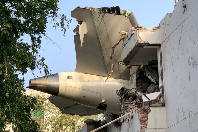 INDIA-AVIATION-CRASH