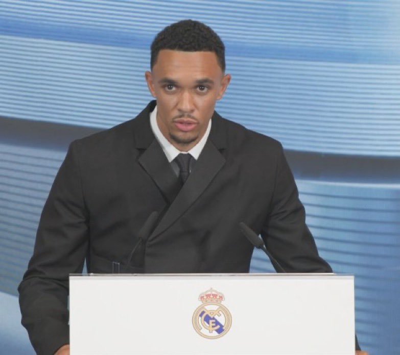 Alexander-Arnold-Fabrizio-Romano