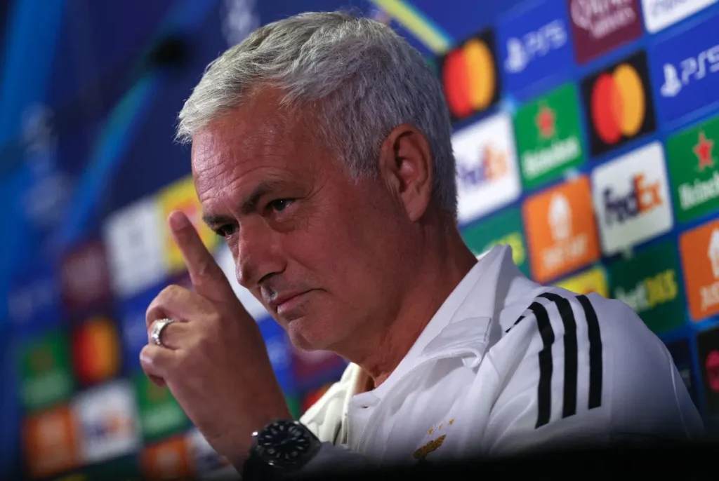 AFP__20250929__776R2T3__v1__MidRes__FblEurC1BenficaPresser